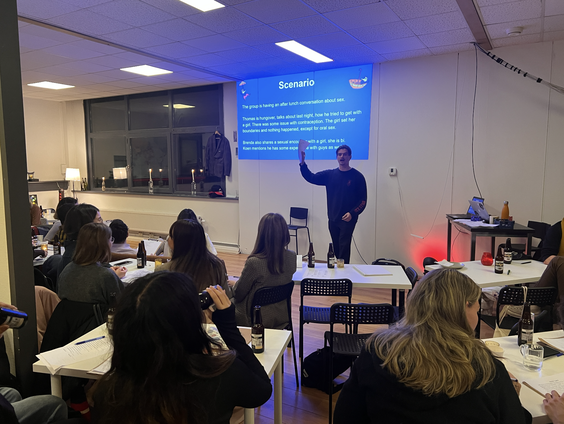 Buitenlandse studenten fan van grappige Nederlandse taalles