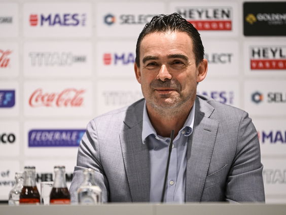 Supportersvereniging Antwerp geeft Overmars voordeel van de twijfel