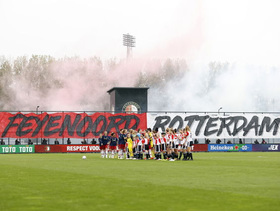 Een Feyenoord - Ajax mét uitsupporters, in het vrouwenvoetbal kan het