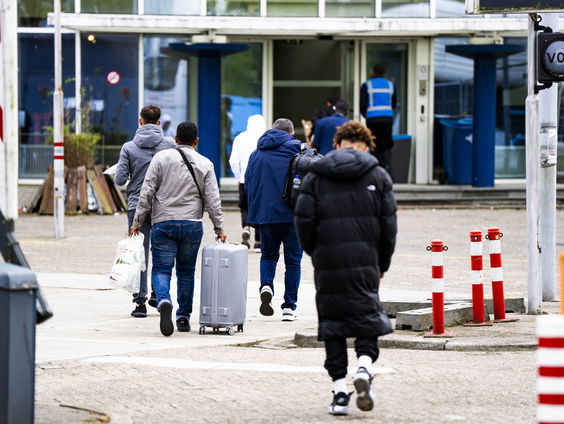 Arnhem vangt 200 extra asielzoekers op na oproep