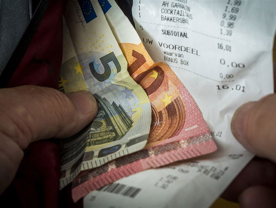 Hoe komt het dat bestaanszekerheid de afgelopen tijd zo'n urgent thema is geworden?