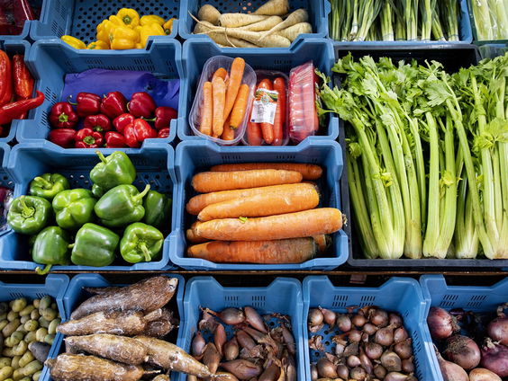 Moet de btw op groente en fruit naar nul procent?