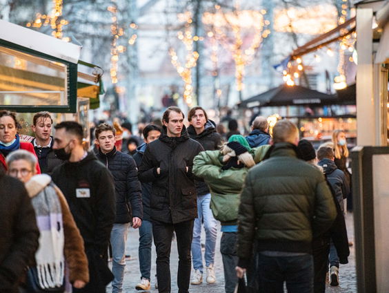 Nederlanders massaal de Belgische grens over