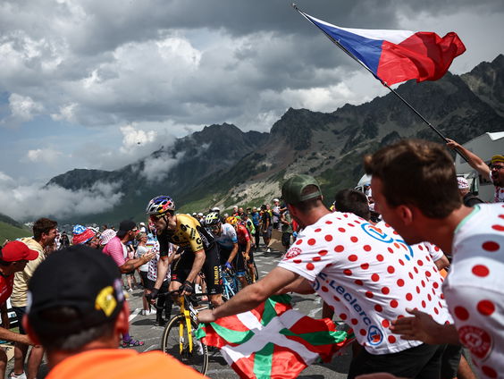 Het peloton in de Tour de France beklom gisteren de Tourmalet