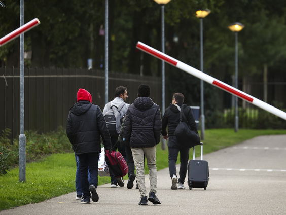 Feit of Fictie: economische groei van een arm land zorgt voor meer emigratie