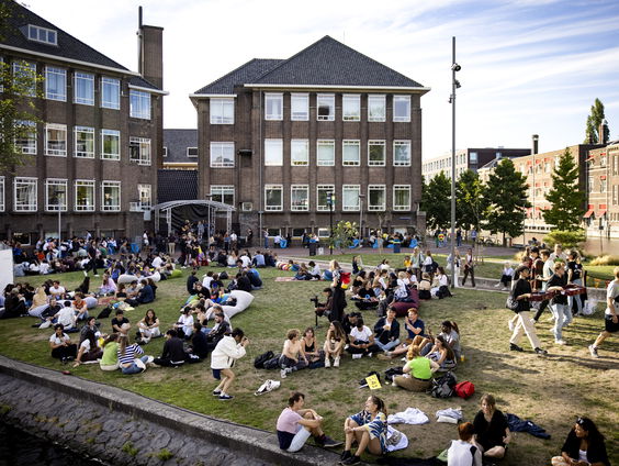 Universiteit van Amsterdam wil aantal buitenlandse studenten beperken