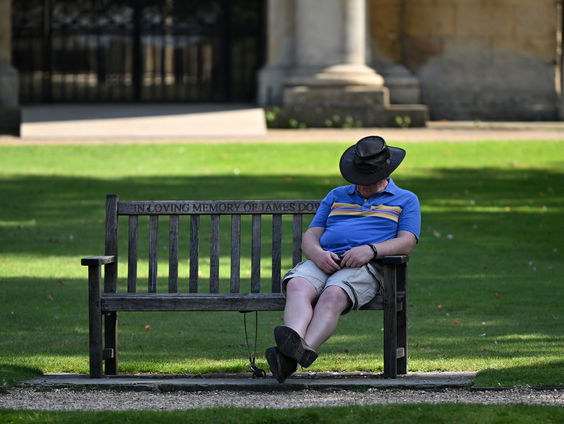 Een verbod op 'vijandige architectuur' in de openbare ruimte?