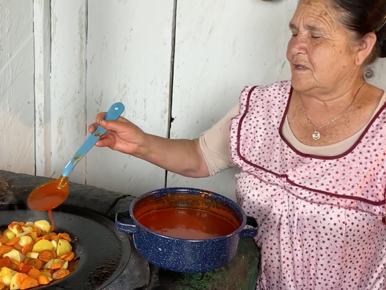 Uitgelicht: Mexicaanse oma wordt ster op YouTube.