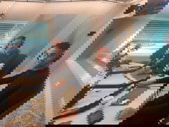 Hiske Versprille en Dennis Huwaë over het restaurant van de toekomst