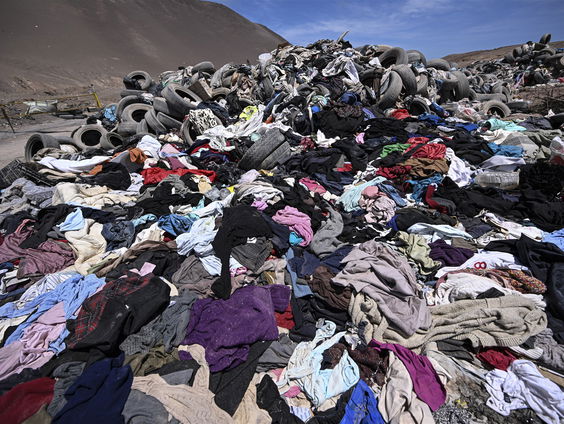 De kledingvuilnisbelten worden steeds groter in Afrika en Azië. Kunnen wij daar wat aan doen?