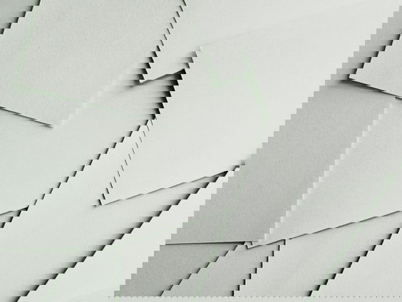 De voormalige verzetskrant Vrij Nederland heeft een nieuwe hoofdredacteur