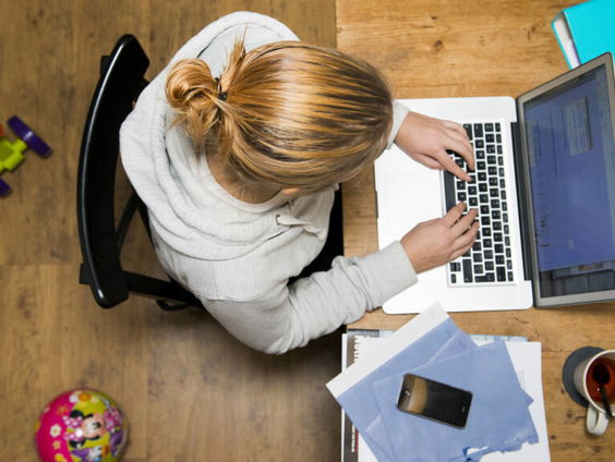 Werknemer dwingt thuiswerken af