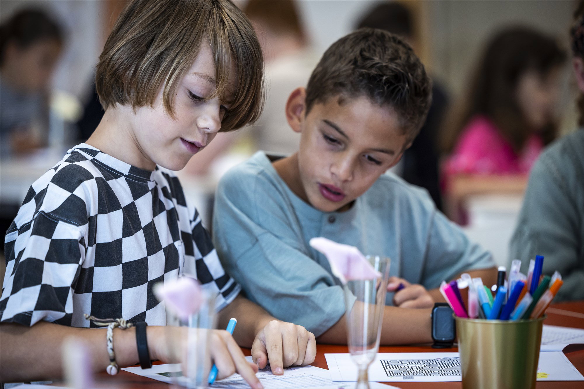 Waar lopen hoogbegaafden tegenaan in het onderwijs? | NPO Radio 1