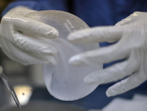 "Vrouwen worden gediscrimineerd bij de vergoeding van borstreconstructies na borstkanker"