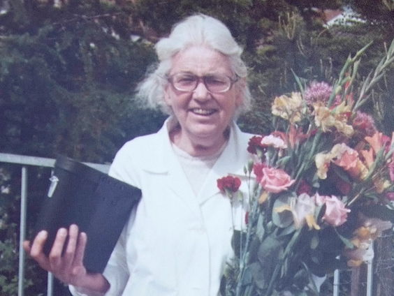 Meer Vrouw Op Straat: kinderarts To Smeenk