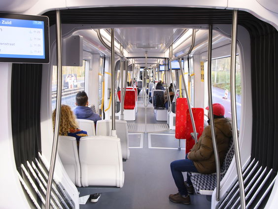 Aantal zwartrijders in openbaar vervoer Amsterdam toegenomen