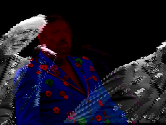 Urbanus toert al 50 jaar lang door België en Nederland