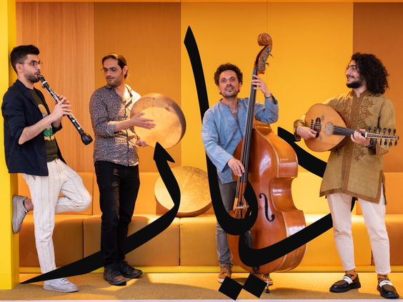 Verre Geluiden #9: Dansende IS-vrouwen en de Syrische André Hazes