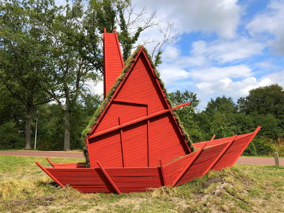 Onverwachte en rare bouwsels op het Folly Art Norg