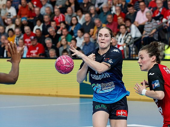 Laura van der Heijden: de stille kracht van de Nederlandse handbaldames