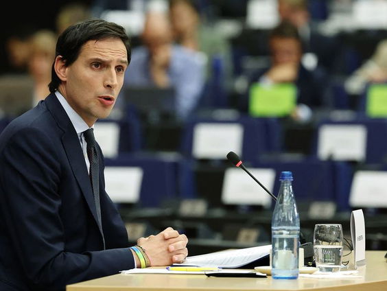 Wopke Hoekstra presenteert plannen voor CO2-reductie