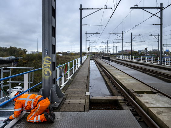 Onderzoek RIVM: NS-personeel heeft jarenlang met giftige verf gewerkt