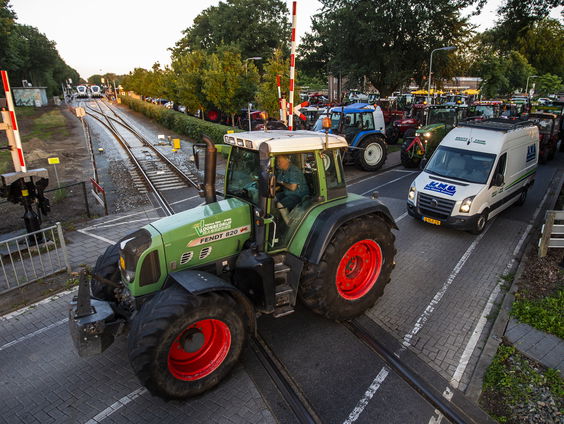 Sven op 1 - Oud CDA-minister Cees Veerman: kabinetscrisis reëel gevaar
