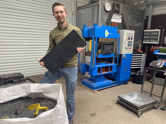 Het Uitzendbureau: plastic verwerking in Almere