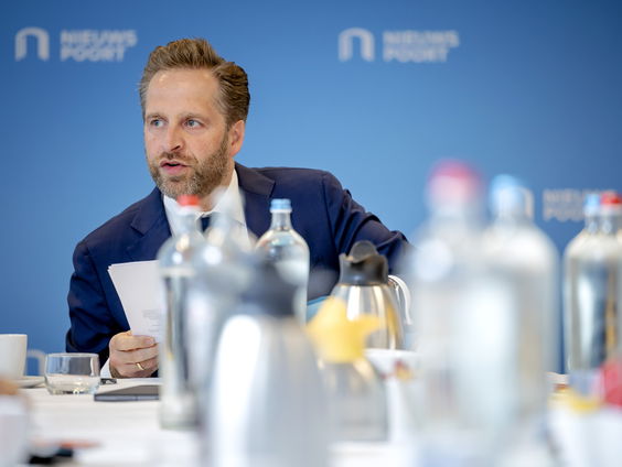 Minister De Jonge presenteert nieuwe plannen om huurhuizen betaalbaarder te maken