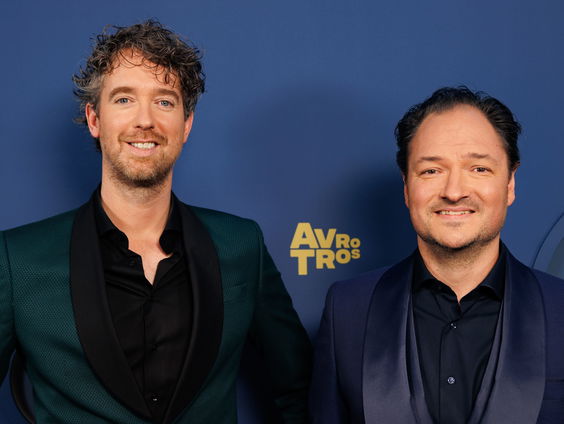 Van der Laan en Woe winnen Ere Zilveren Nipkowschijf met 'Even tot hier'