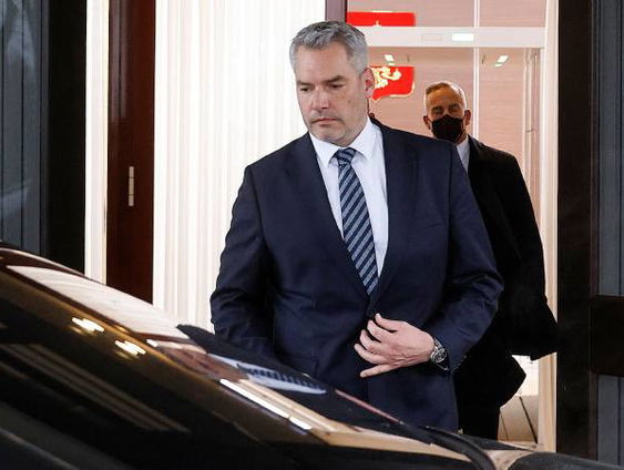 Oostenrijkse bondskanselier bezoekt Poetin