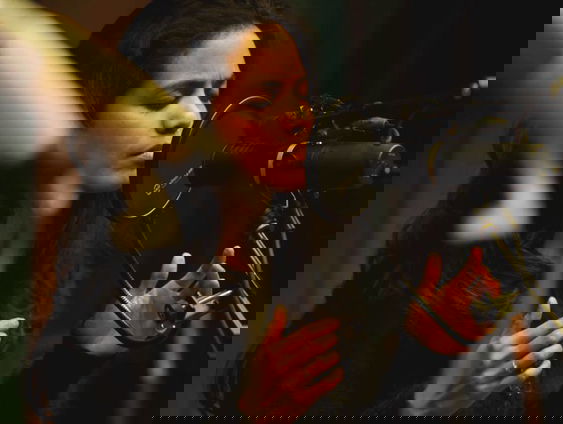 Jessica Manuputty zingt Lagu Lagu: 'heimweeliedjes' over de Molukken