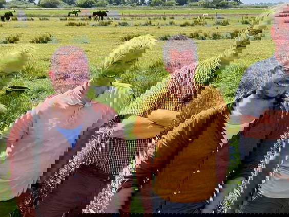 Een fietspad aanleggen langs gruttoland, ja of nee?