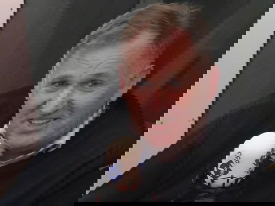 Klompien redde basketbalclub Donar en wil nu promoveren met FC Groningen