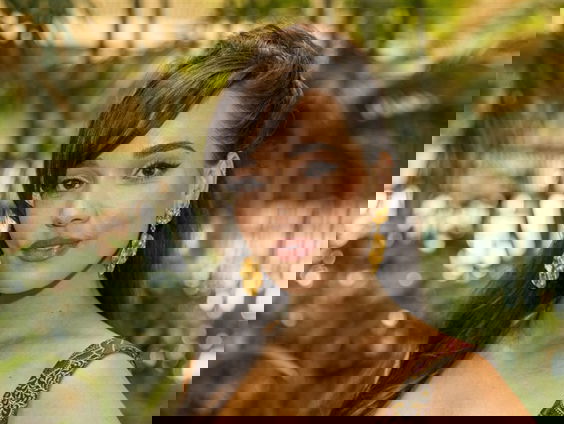 Bibi Breijman zingt en vertelt verhaal van oma bij Nationale Indiëherdenking