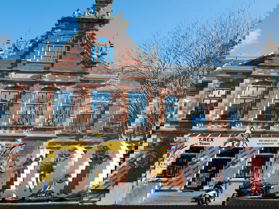 Natuurmuseum Fryslân blaast 100 kaarsjes uit