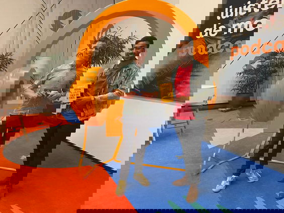 Te gast is Filosoof Maarten van Doorn auteur van het boek Waarom we beter denken dan we denken