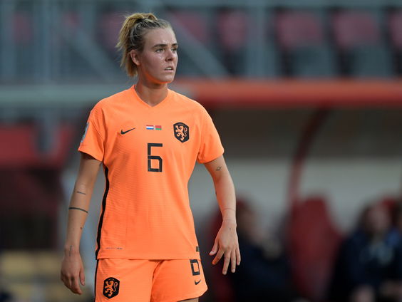 De playlist van de Oranjevrouwen: wat luistert Jill Roord op jacht naar EK-goud?