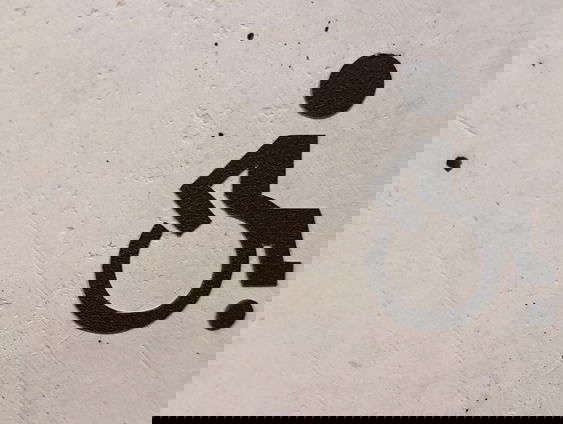 Met deze nieuwe rolstoel voel je je als Messi