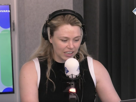 Druktemaker Lisa Loeb - Meeliften