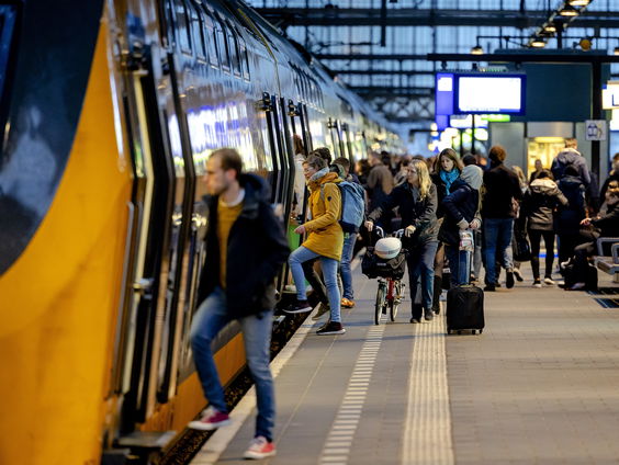 'Zakelijke reizen kunnen veel vaker per trein, in plaats van met het vliegtuig'
