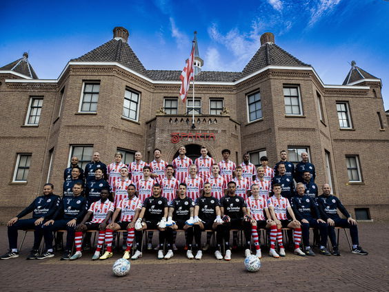 Sparta oefent in Axel tegen Zulte Waregem