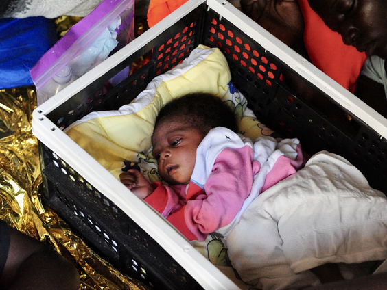 Waar is Sarah: #6-Gift