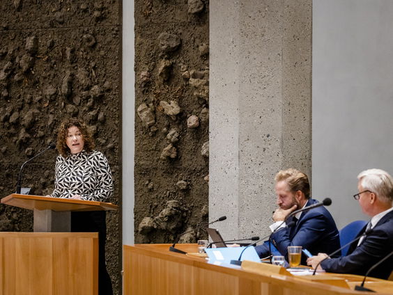 'Vluchtelingen zouden vanaf dag één moeten kunnen werken'