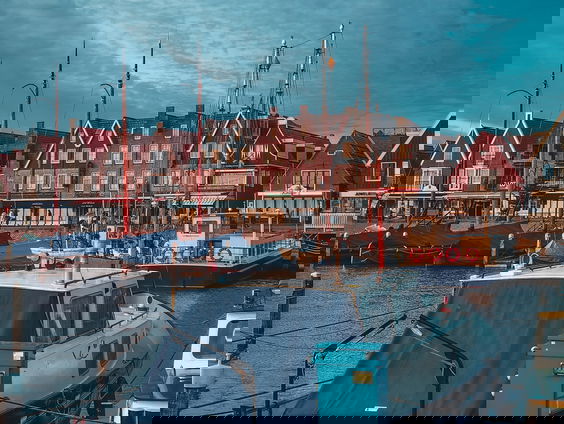 Kunstenaarsdorpen in Noord-Holland: over de schilderkunst van Volendam