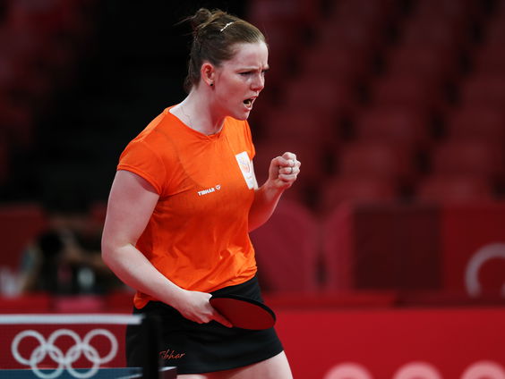 Tafeltennisster en kersverse moeder Britt Eerland wil naar de Spelen: “Nu kan het nog”