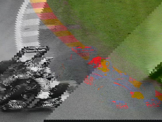 Coureur Giedo van der Garde trapt het Formule 1-seizoen af