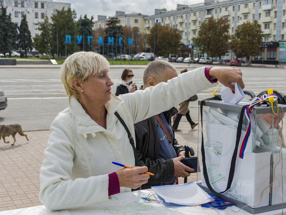 Uitslagen schijnreferenda Oost-Oekraïne