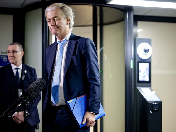 Spanningen in formatie lopen op richting deadline