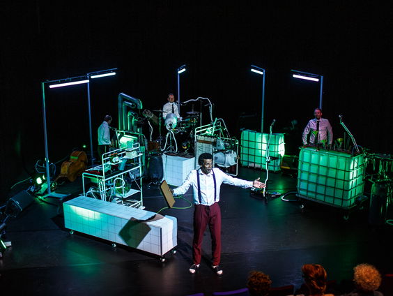 Artistiek leider Michiel Schreuders over ‘De Nederlandsche Cocaïnefabriek’